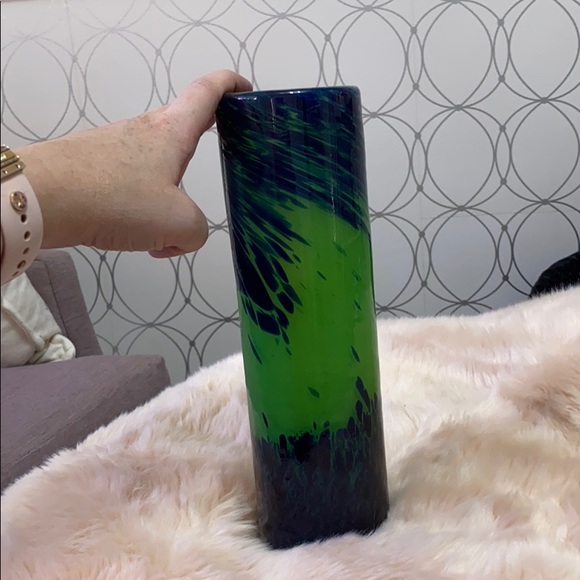 Hand blown glass vase - Picture 4 of 8